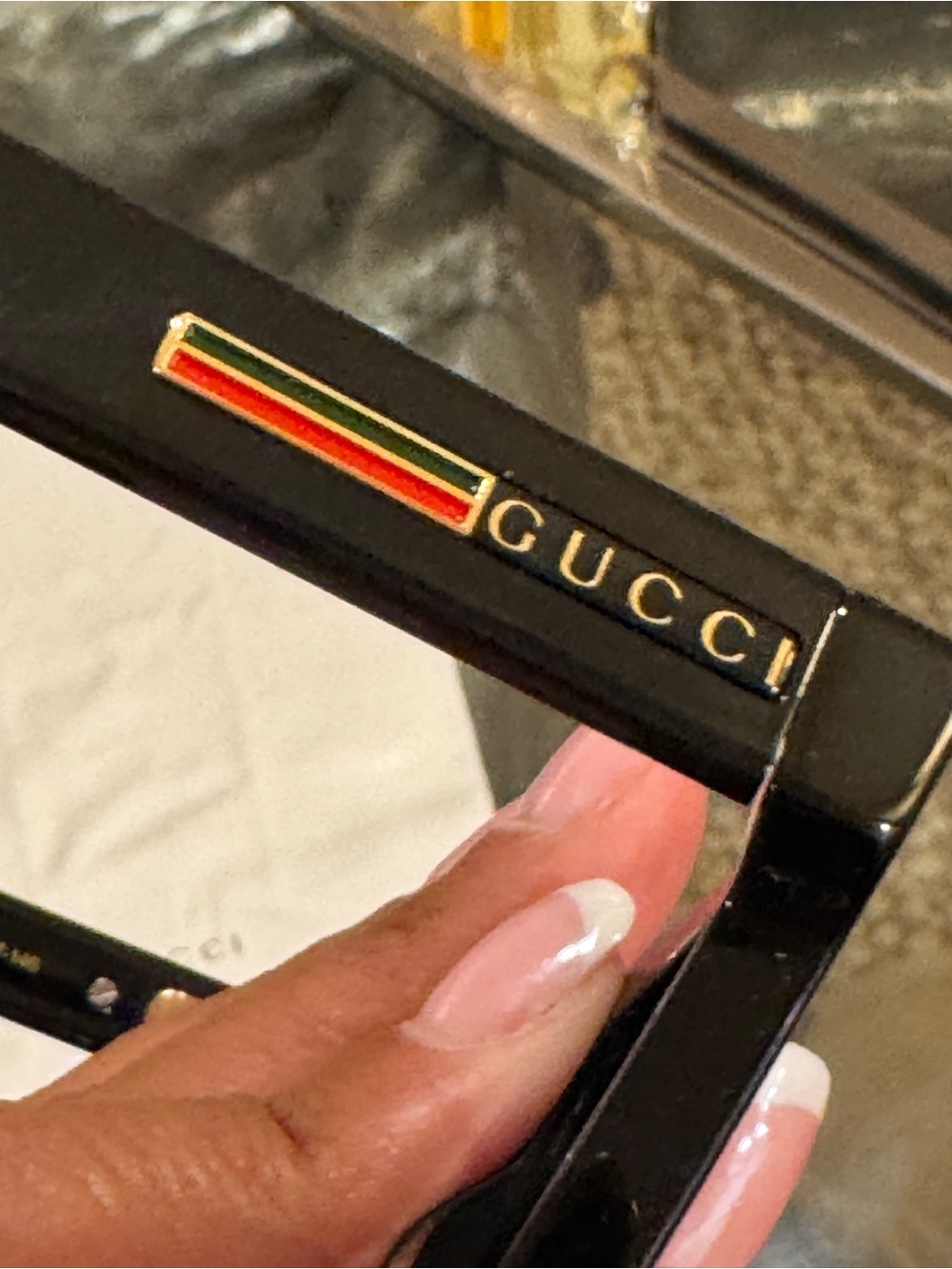 Gucci Glossy Black Sunglasses - New! Never worn! - Picture 7 of 10
